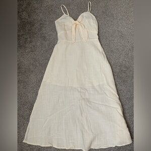 LA MIEL Textured Cream Dress